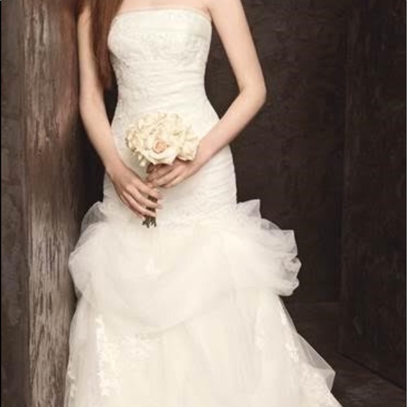Vera Wang Dresses & Skirts - Wedding dress
